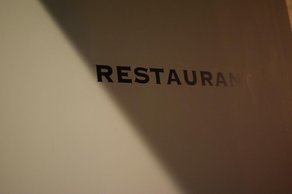 Lodger Hostel And Restaurant Macuzaka Kültér fotó